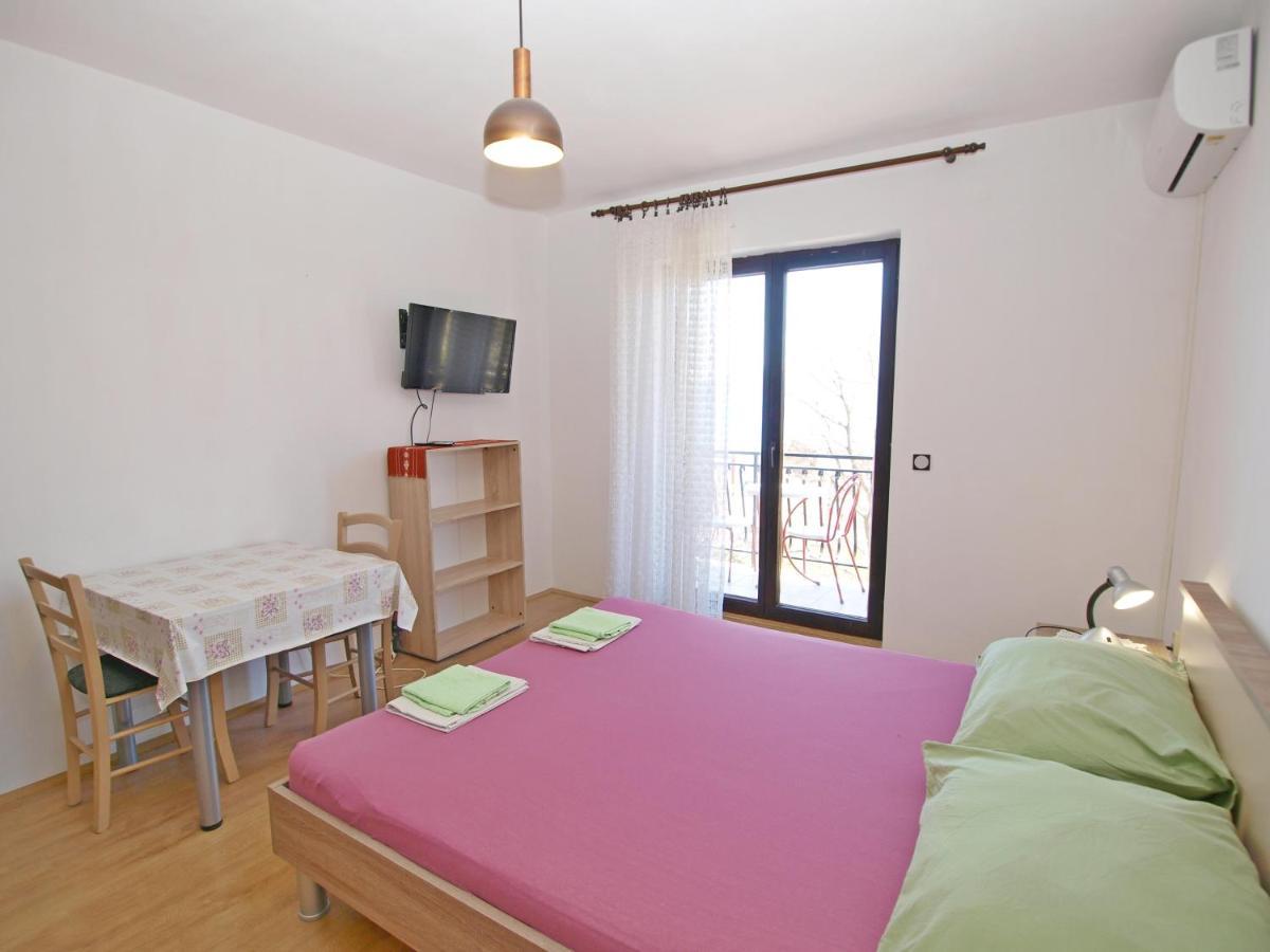 Apartmani Korljan 그라다츠 외부 사진