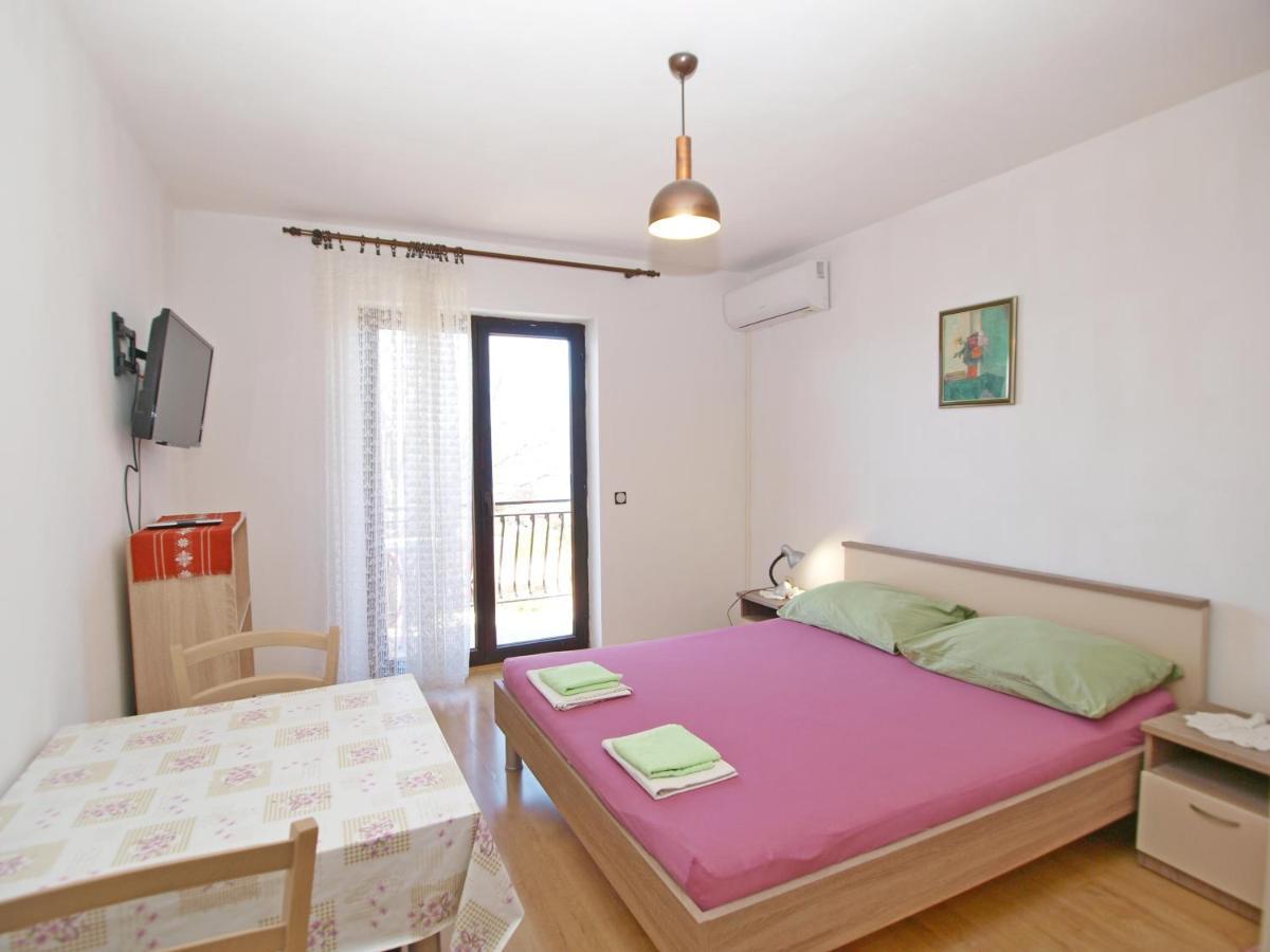 Apartmani Korljan 그라다츠 외부 사진