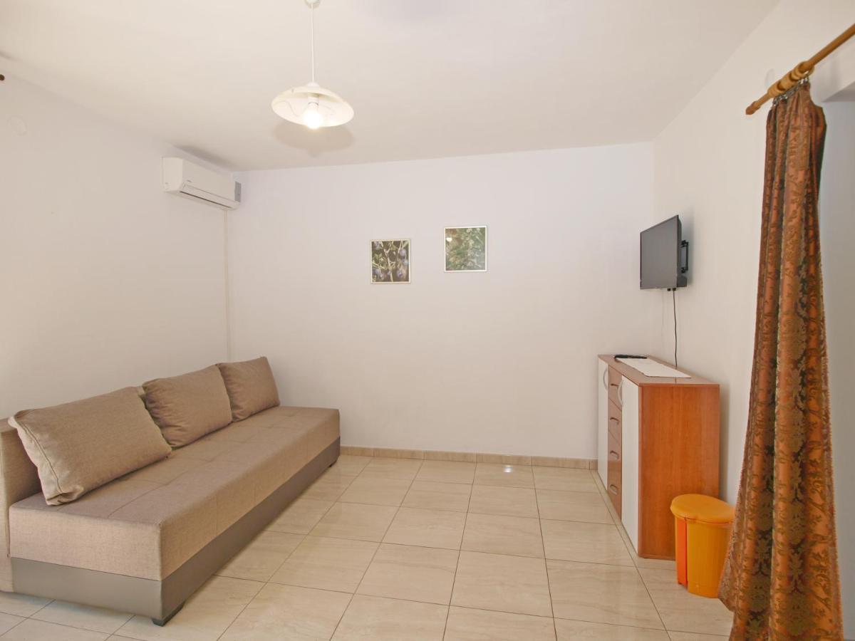 Apartmani Korljan 그라다츠 외부 사진