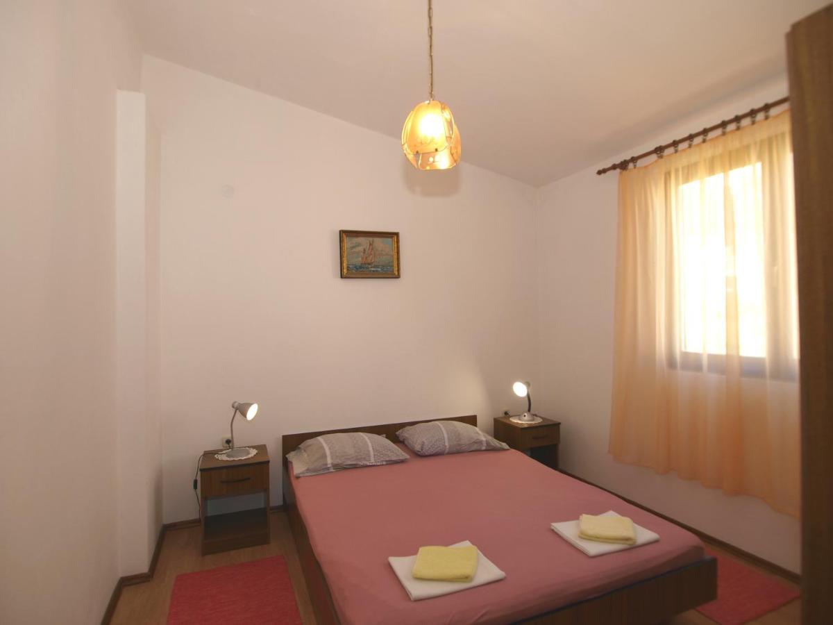 Apartmani Korljan 그라다츠 외부 사진