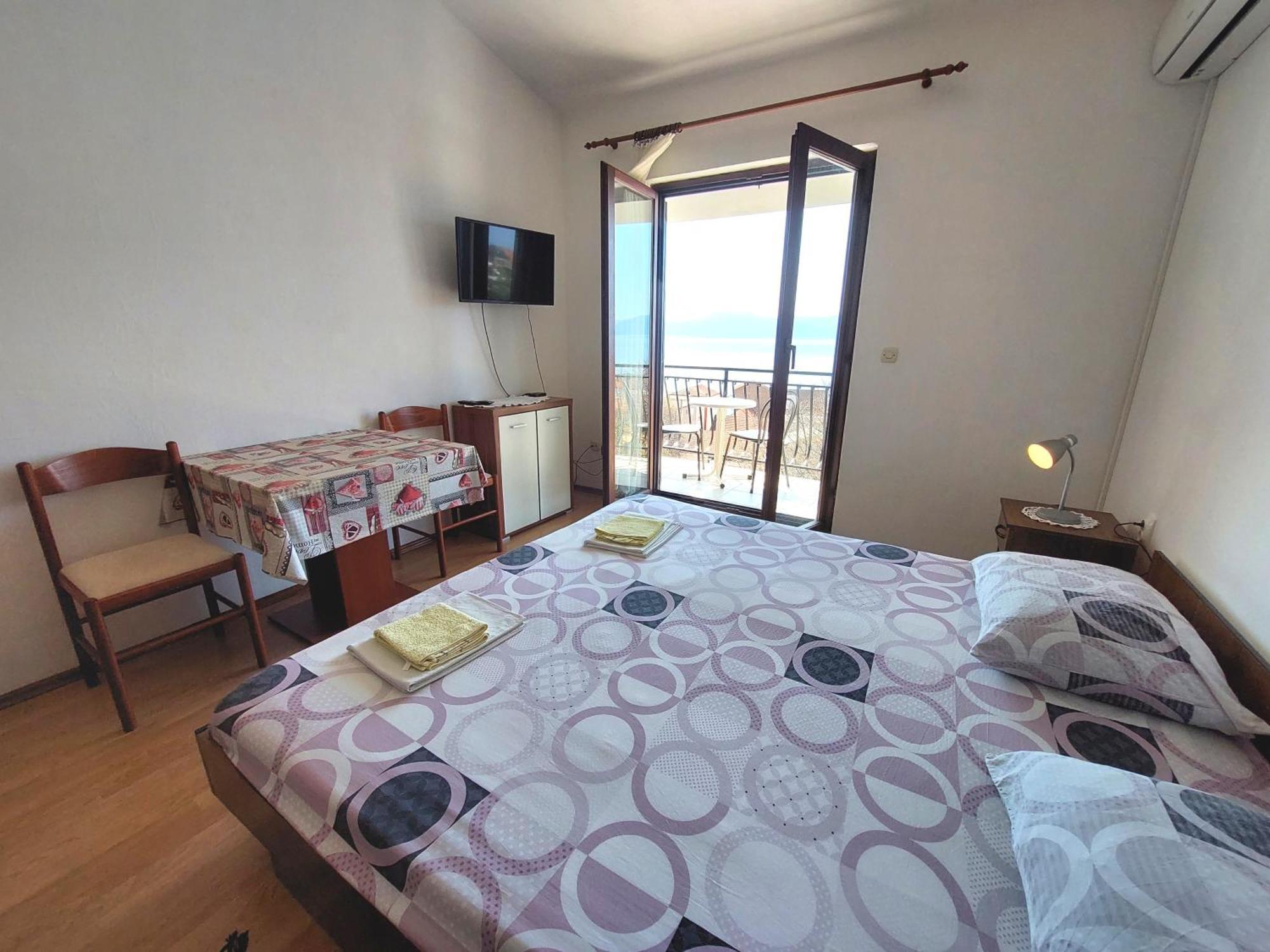 Apartmani Korljan 그라다츠 외부 사진